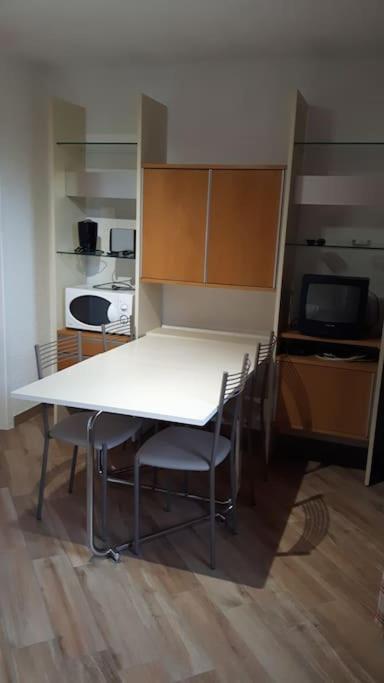 Le Champame Apartment มงต์เดอลองส์ ภายนอก รูปภาพ
